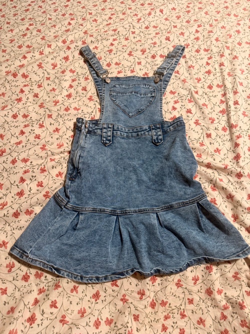 SHEIN Blue Denim Heart-Pocket Pinafore Skirt for Kids